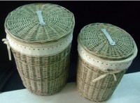 Round Basket with Ribbon